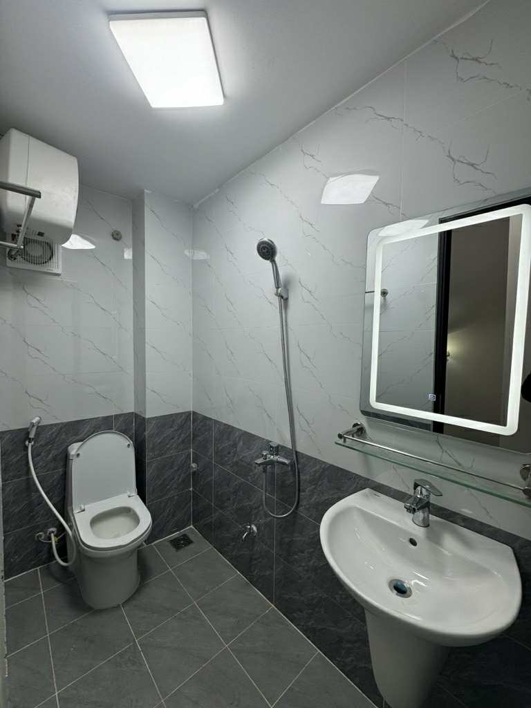 Bán nhà riêng 4 tầng Ngõ chợ Khâm thiên