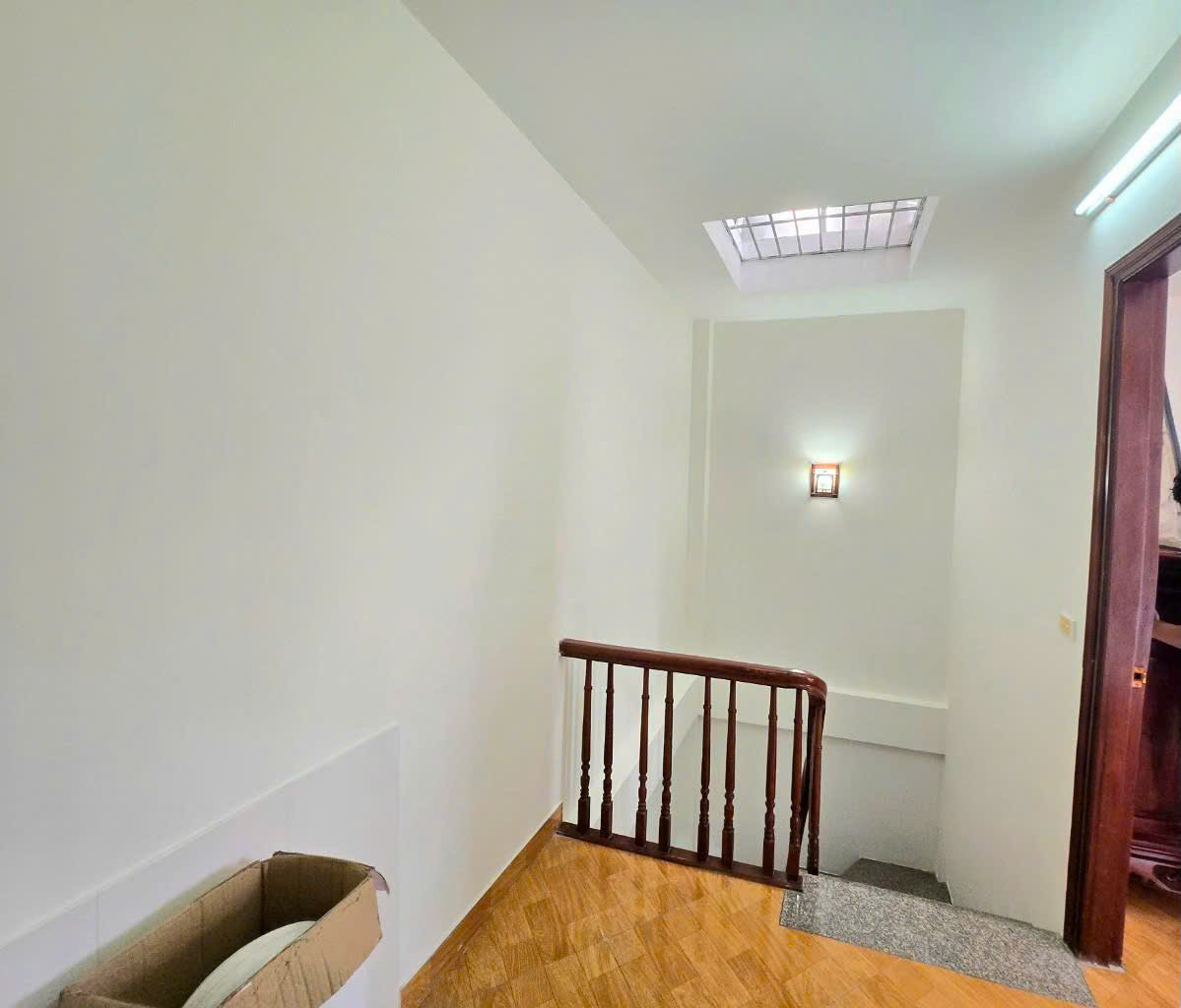 Bán nhà Tân Mai 5 tầng, 35m2, nhỉnh 7 tỷ