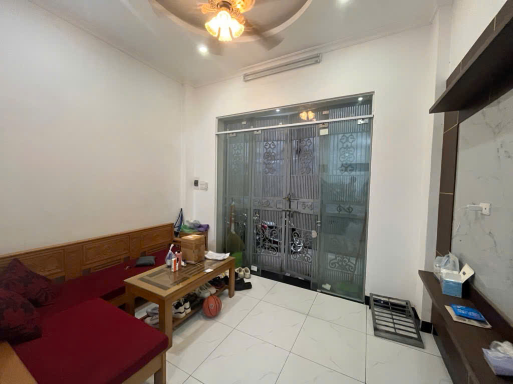Bán nhà Tân Mai 4 tầng, 45m2, nhỉnh 8 tỷ
