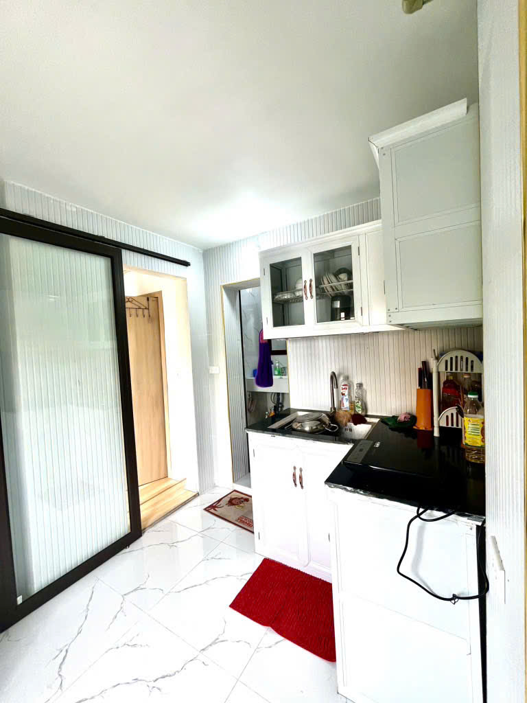 Bán nhà tập thể Thanh Xuân, nhỉnh 2 tỷ, view đường Nguyễn Trãi