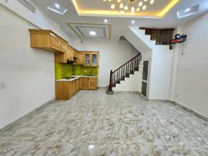 Bán nhà Tân Mai 5 tầng, nhỉnh 7 tỷ