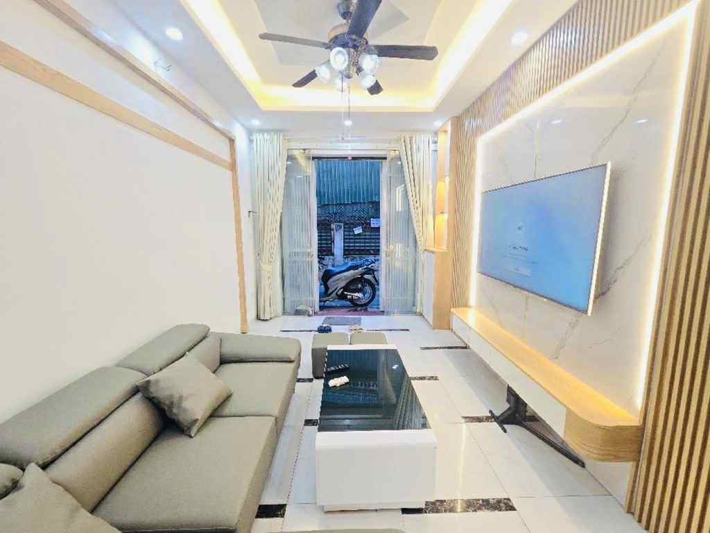 NHÀ ĐẸP THANH LÂN - CHỈ 5.4 TỶ - NGÕ THÔNG - NHÀ MỚI - 3 GÁC TRÁNH - FULL NỘI THẤT - 4 TẦNG Ở NGAY