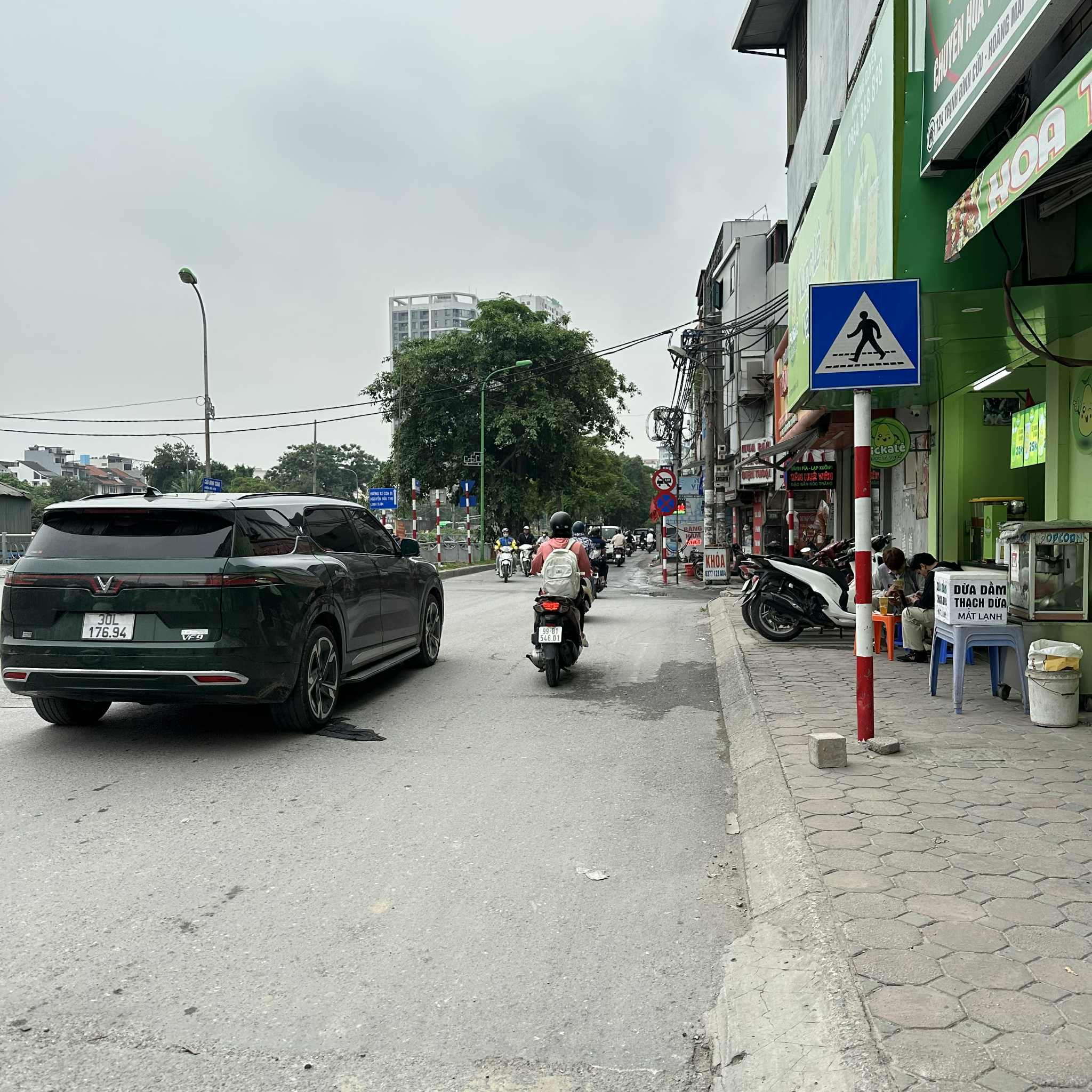BÁN NHÀ SIÊU PHẨM MẶT PHỐ TRỊNH ĐÌNH CỬU - CHỈ 7,2 TỶ - VỈA HÈ SIÊU RỘNG-VỊ TRÍ ĐẮC ĐỊA-KINH DOANH CỰC ĐỈNH