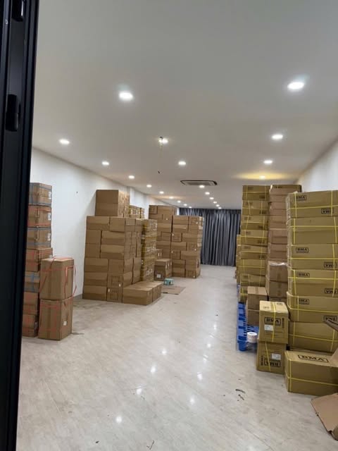 NHÀ ĐẸP MẶT PHỐ TRƯƠNG ĐỊNH -  THANG MÁY - NGAY CỬA NGÕ THỦ ĐÔ - ĐƯỜNG RỘNG THOÁNG - VỈA HÈ KINH DOANH - GIÁ BÁN 24.3 TỶ