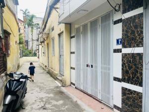 NHÀ ĐẸP THANH LÂN - CHỈ 5.4 TỶ - NGÕ THÔNG - NHÀ MỚI - 3 GÁC TRÁNH - FULL NỘI THẤT - 4 TẦNG Ở NGAY