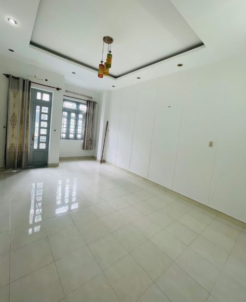 BÌNH TÂN - HẺM XE HƠI - NGAY LÊ VĂN QUỚI - GÒ XOÀI - NHÀ MỚI ĐẸP 2 TẦNG 64M2 - 4x16M - SỔ ĐẸP HOÀN