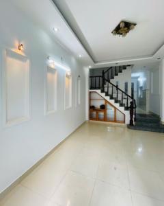 BÌNH TÂN - HẺM XE HƠI - NGAY LÊ VĂN QUỚI - GÒ XOÀI - NHÀ MỚI ĐẸP 2 TẦNG 64M2 - 4x16M - SỔ ĐẸP HOÀN