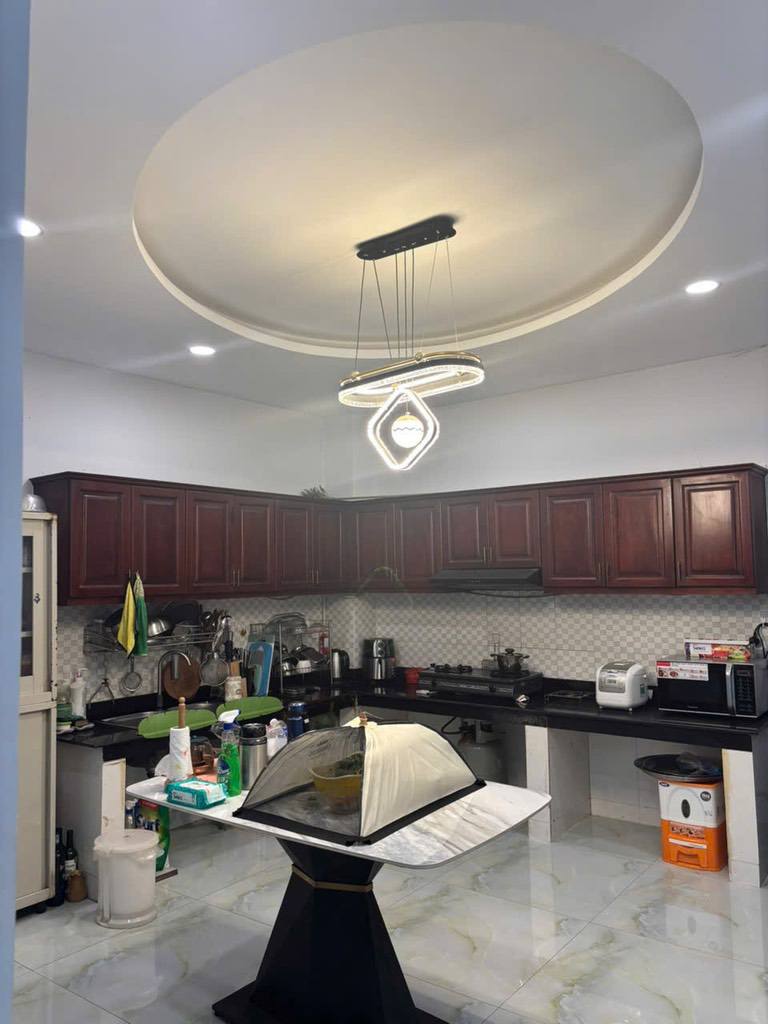 Nhà HXH, Phạm Hữu Lầu, P Phú Mỹ, Quận 7, 73m2, 5 tầng, 4.2 x 14, giá 7.x tỷ.