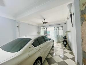 Bán nhà Phùng Chí Kiên Cầu Giấy Kinh doanh tốt lh 0971866939