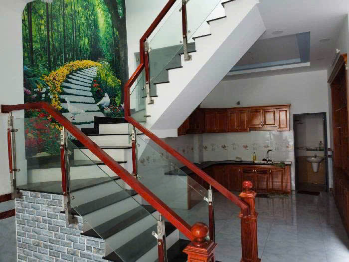 NHÀ MỘT XẸT XE HƠI NGỦ TRONG NHÀ NGUYỄN ẢNH THỦ HIỆP THÀNH GIÁ CHỈ HƠN 5 TỶ