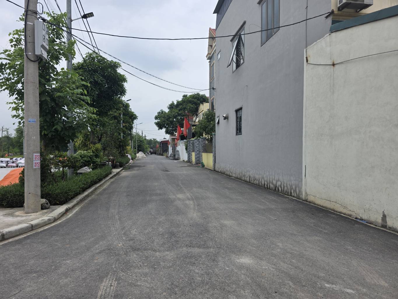 Cần bán gấp lô đất đấu giá 73m tại Đường Nhạn chỉ 6.5 tỷ