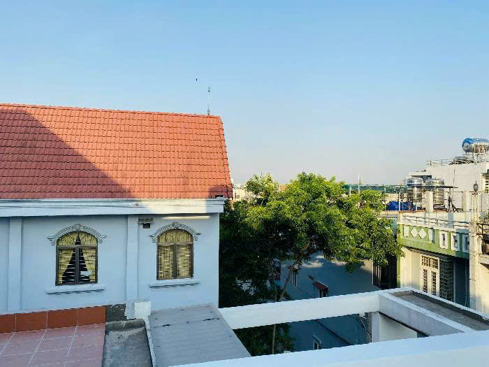 Bán nhà góc 2 mặt tiền đường nhựa 15m, Tân thới nhất 2, có sàn KD, sổ hồng chung công chứng vi bằng