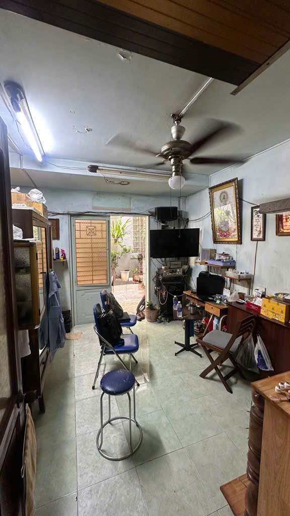 BÁN NHÀ ĐƯỜNG HUỲNH VĂN BÁNH P.11 Q.PHÚ NHUẬN 52m2 2 tầng 6.45 tỷ