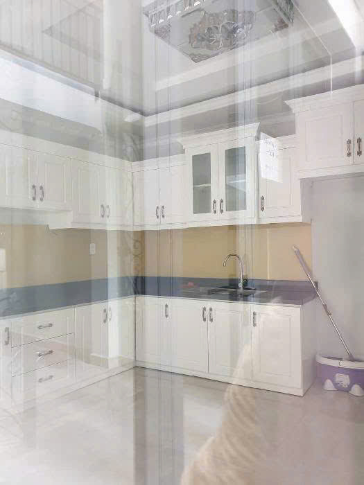 BÁN NHÀ ĐƯỜNG NGUYỄN ĐÌNH CHÍNH QUẬN PHÚ NHUẬN 56m2 3 lầu 6PN nhà mới đẹp có sân thượng và chỗ để xe.