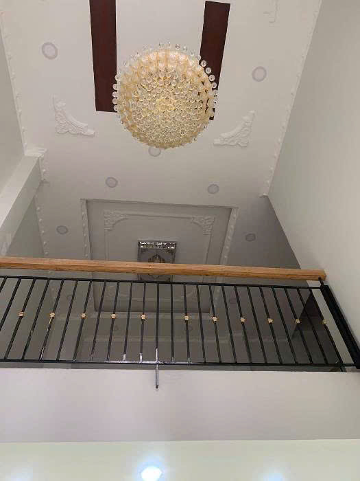 BÁN NHÀ ĐƯỜNG NGUYỄN ĐÌNH CHÍNH QUẬN PHÚ NHUẬN 56m2 3 lầu 6PN nhà mới đẹp có sân thượng và chỗ để xe.