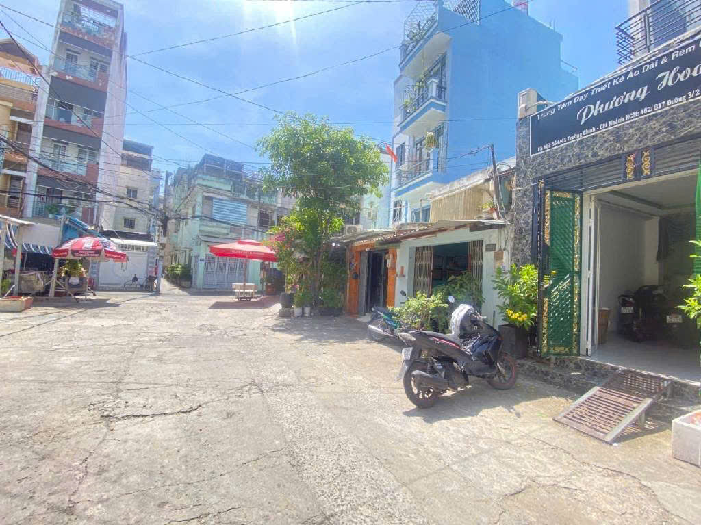 BÁN NHÀ ĐƯỜNG 3/2 P.12 Q.10 46m2 5 TẦNG 4PN 5WC