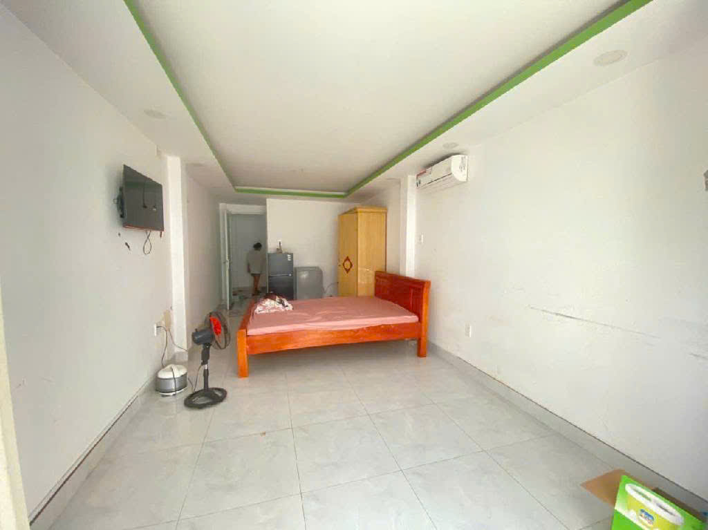 BÁN NHÀ ĐƯỜNG 3/2 P.12 Q.10 46m2 5 TẦNG 4PN 5WC