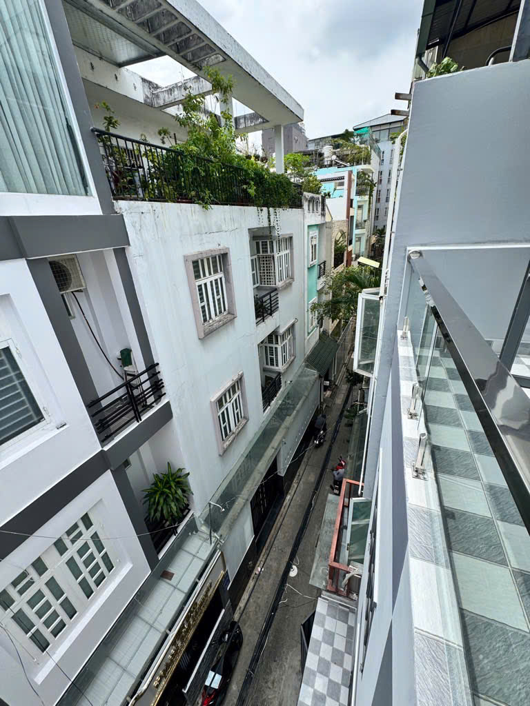 BÁN NHÀ ĐƯỜNG ĐỒNG NAI 21m2 4 TẦNG 3PN 3WC NHÀ MỚI ĐẸP.