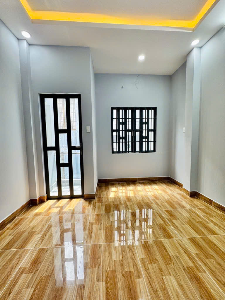 BÁN NHÀ ĐƯỜNG ĐỒNG NAI 21m2 4 TẦNG 3PN 3WC NHÀ MỚI ĐẸP.