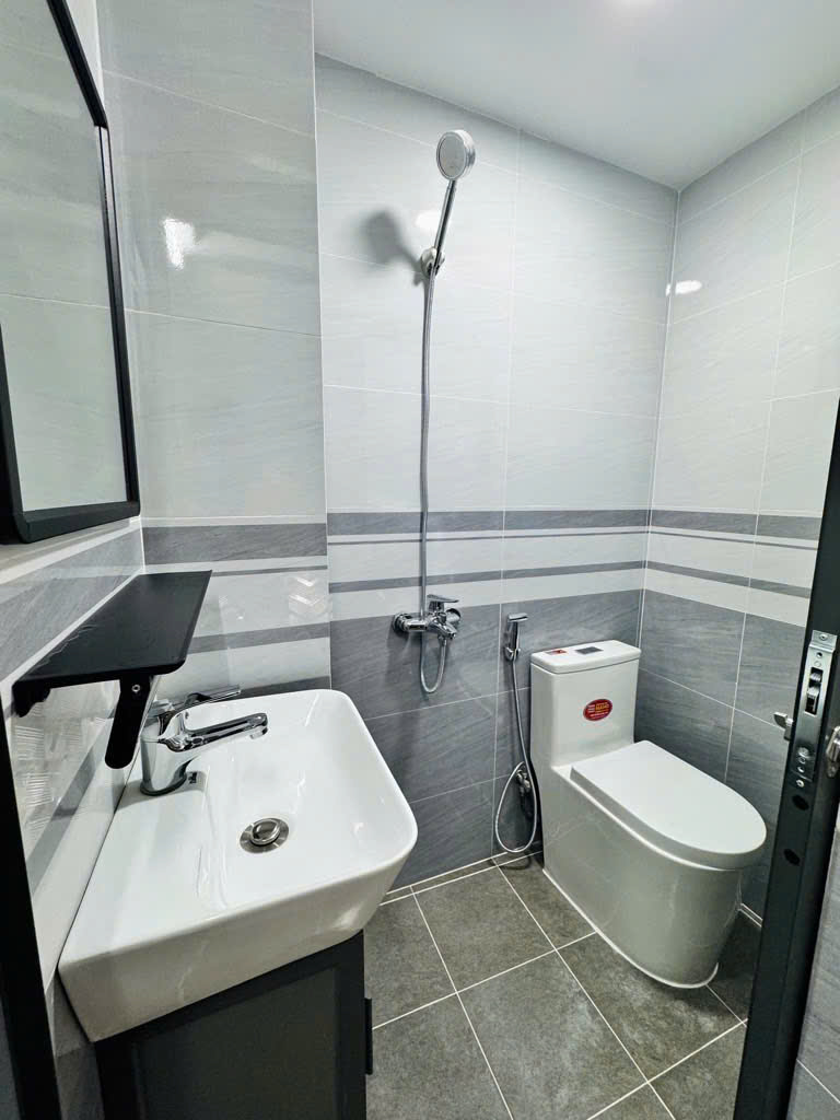 BÁN NHÀ ĐƯỜNG ĐỒNG NAI 21m2 4 TẦNG 3PN 3WC NHÀ MỚI ĐẸP.