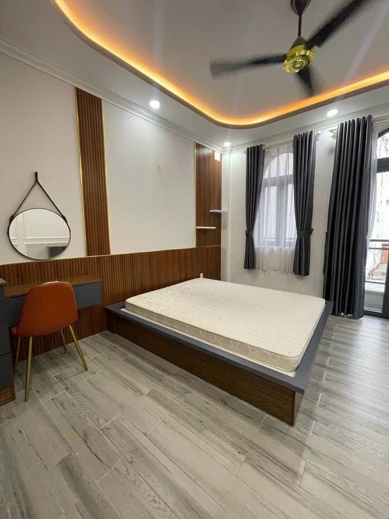 BÁN NHÀ ĐƯỜNG PHAN XÍCH LONG P.2 Q.PHÚ NHUẬN 36.2m2 4 tầng mới đẹp giá 7.6 tỷ