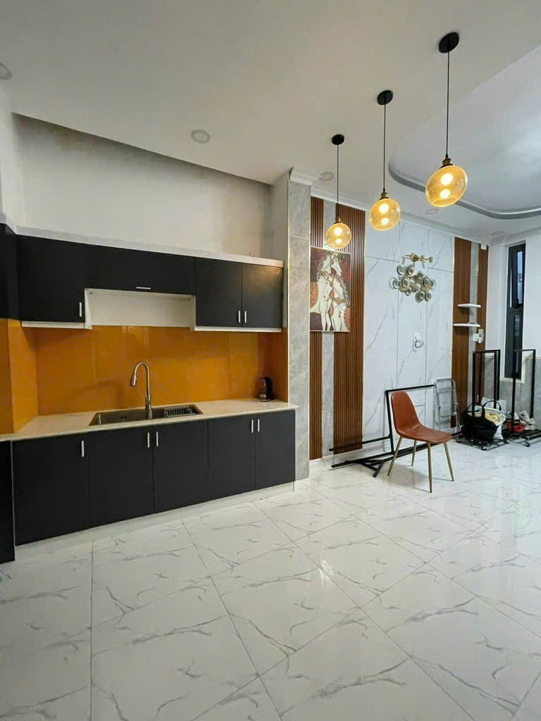 BÁN NHÀ ĐƯỜNG PHAN XÍCH LONG P.2 Q.PHÚ NHUẬN 36.2m2 4 tầng mới đẹp giá 7.6 tỷ