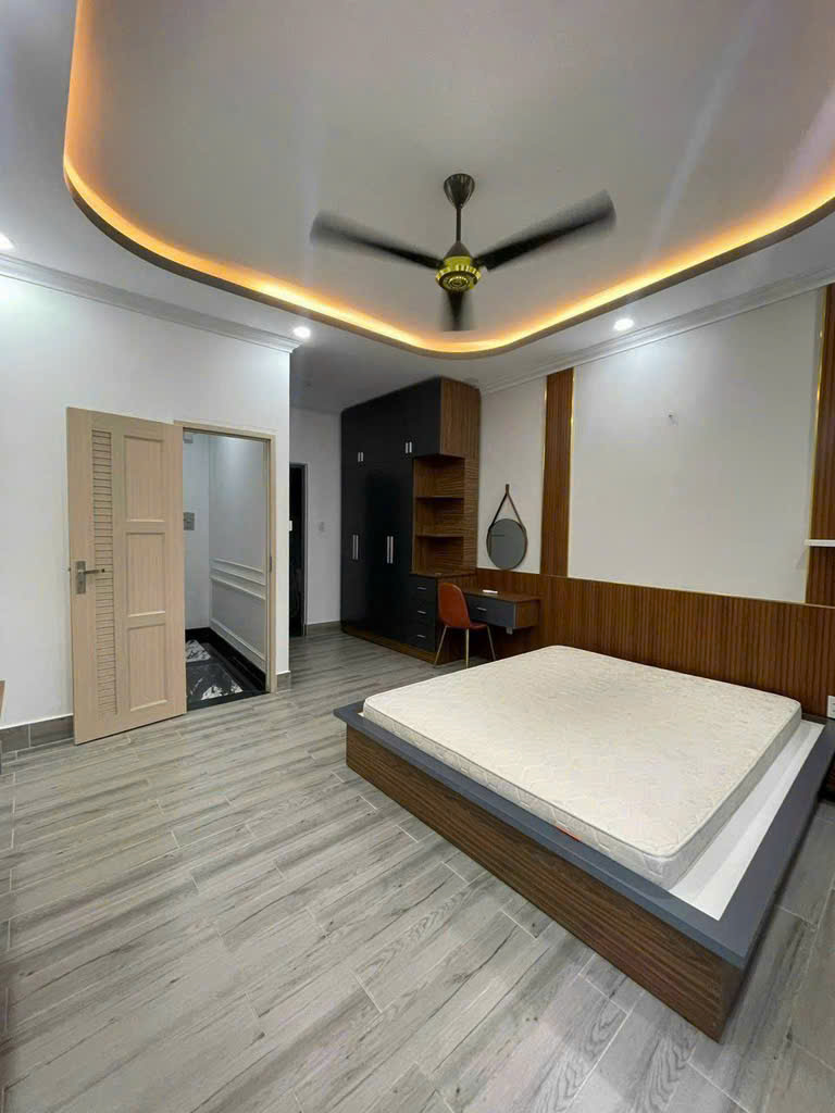 BÁN NHÀ ĐƯỜNG PHAN XÍCH LONG P.2 Q.PHÚ NHUẬN 36.2m2 4 tầng mới đẹp giá 7.6 tỷ