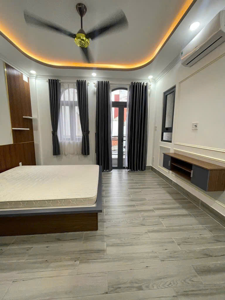 BÁN NHÀ ĐƯỜNG PHAN XÍCH LONG P.2 Q.PHÚ NHUẬN 36.2m2 4 tầng mới đẹp giá 7.6 tỷ