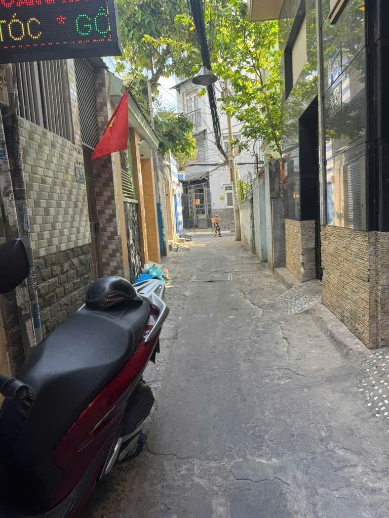 Bán nhà đường Nguyễn Văn Đậu P.5 Quận Phú Nhuận 86m2 giá 6 tỷ