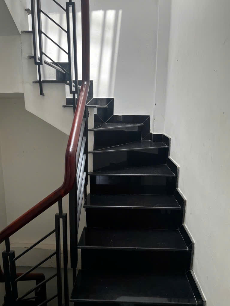 Bán nhà đường Phùng Văn Cung Quận Phú Nhuận 82m2 giá 6 tỷ.