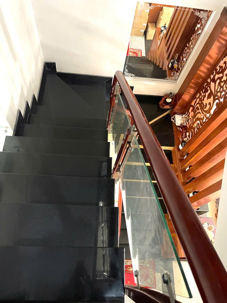 Bán nhà đường Phan Tây Hồ P.7 Quận Phú Nhuận 83m2 giá chỉ 5,65 tỷ