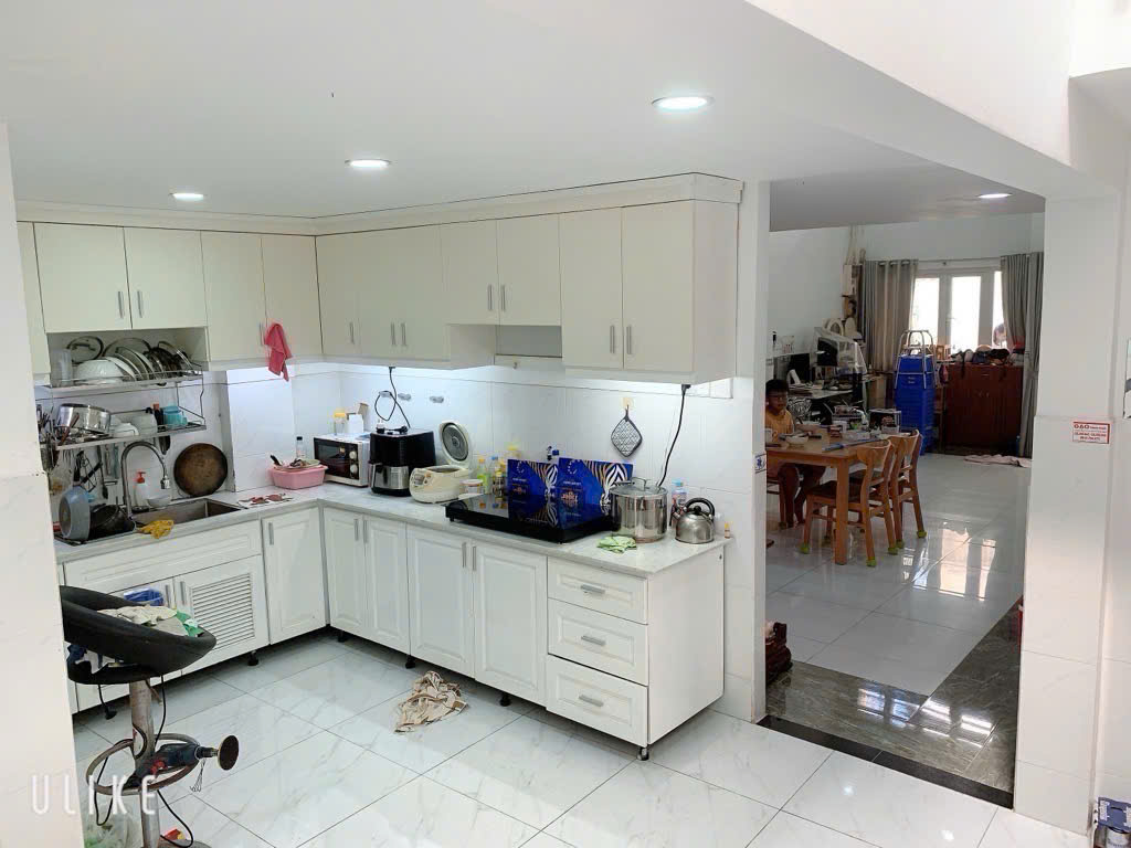 Bán nhà đường Phạm Văn Hai P.8 Quận Phú Nhuận giá 3,7 tỷ