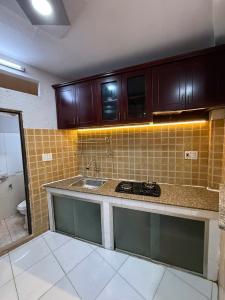 Bán nhà đường Hoàng Hoa Thám P.5 Quận Phú Nhuận 43.2m2 4 tầng giá 4.590 tỷ