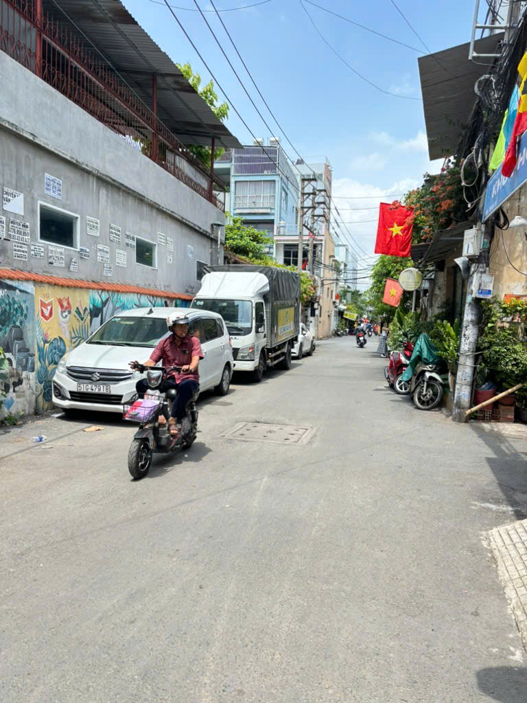 BÁN NHÀ - BÙI ĐÌNH TÚY - XE HƠI NGỦ NHÀ - 6,8 TỶ