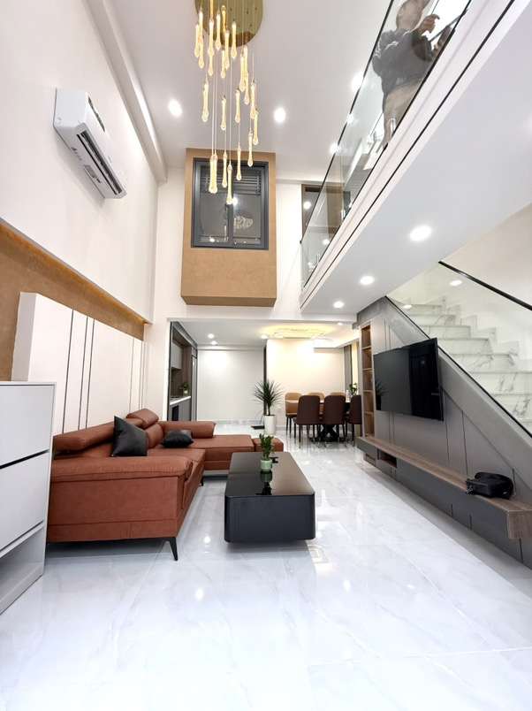 SIÊU PHẨM NHÀ ĐẸP, THUẬN TIỆN BẾP NÚC, CHỈ 7,2 TỶ