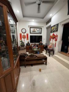 Bán nhà mặt phố Giang Cao, Bát Tràng, lô góc, 100m 3 tầng MT 6m 22.5 tỷ