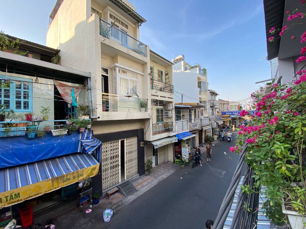 CHỦ GỞI BÁN CĂN NHÀ MẶT TIỀN NGUYỄN THẦN HIẾN QUẬN 4, CÓ THỂ KINH DOANH DÒNG TIỀN, GIÁ HƠN 6 TỶ