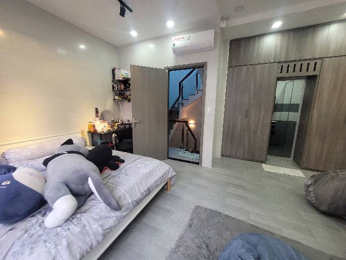 Bán nhà ngang 5,6m ở ngã 4 Bảy Hiền, nở hậu tài lộc, giá chủ gấp bán