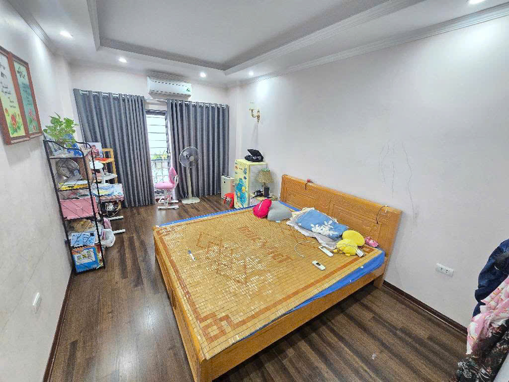 Bán nhà Linh Đàm - Hoàng Mai mới xây 5 tầng x 38m 6.38 tỷ