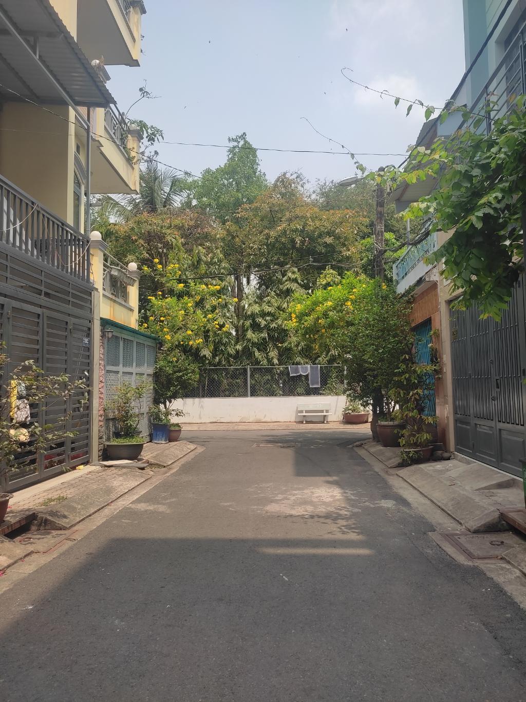 QUẬN 7 - BÁN CHDV - 9 PHÒNG - HẦM - THANG MÁY - HXH - DÀI 15M - 13.x TỶ