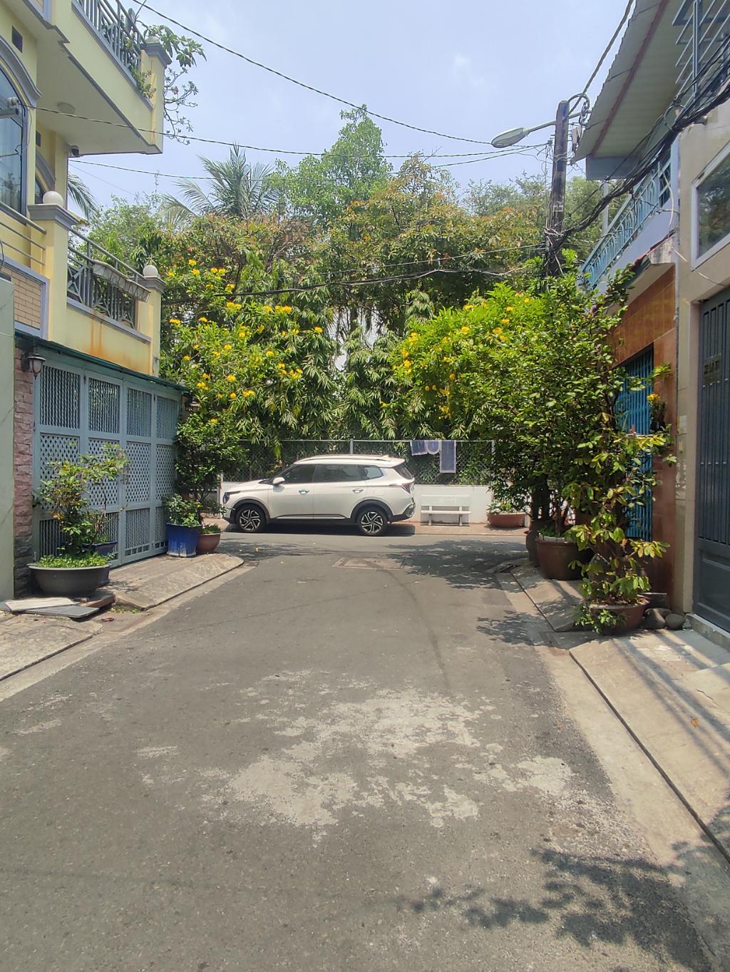 QUẬN 7 - BÁN CHDV - 9 PHÒNG - HẦM - THANG MÁY - HXH - DÀI 15M - 13.x TỶ