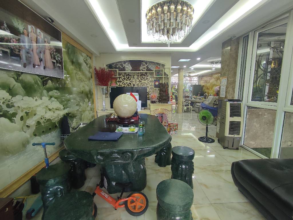 Quận 7 bán biệt thự 5 tầng, có hầm ô tô, khu Vip Quận 7