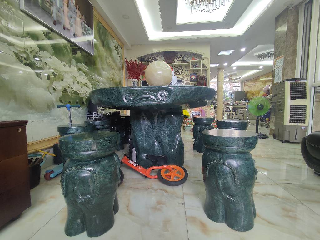 Quận 7 bán biệt thự 5 tầng, có hầm ô tô, khu Vip Quận 7