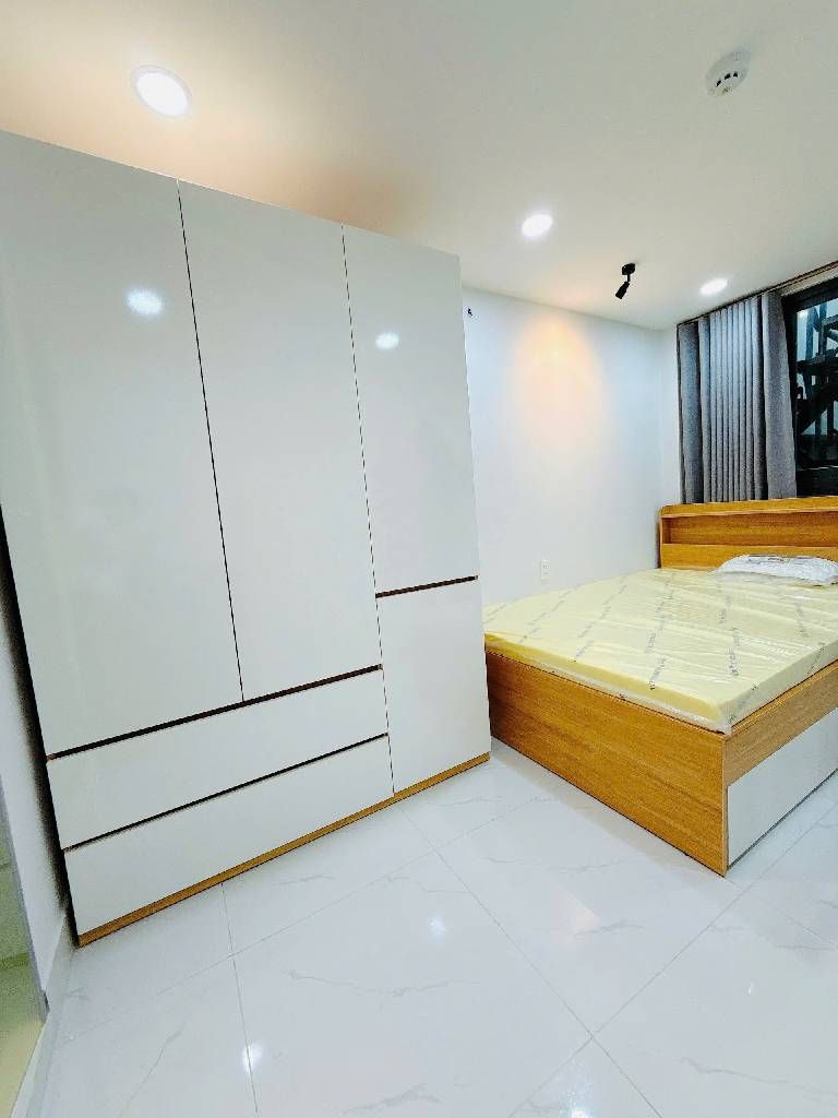 Quận 8 nhà mặt tiền dài 40m, sẵn 15 phòng chdv cho thuê, có hầm xe, thang máy, 3x tỷ