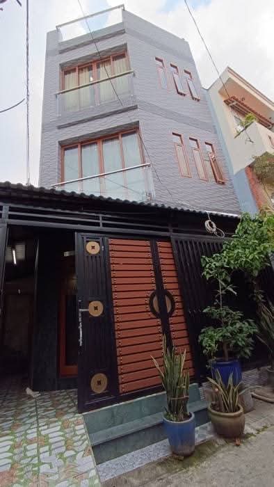 NHÀ ĐẸP ĐƯỜNG TÙNG THIỆN VƯƠNG Q8 VÀO Ở NGAY