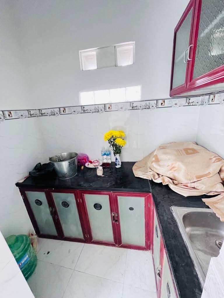 Nhà đẹp vào ở ngay nằm trên đường Phạm Thế Hiển Q8 giá chỉ 2ty680