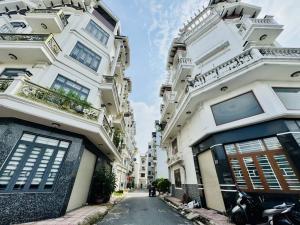 SIÊU PHẨM NHÀ ĐẸP - CĂN GÓC 2 MẶT TIỀN THOÁNG