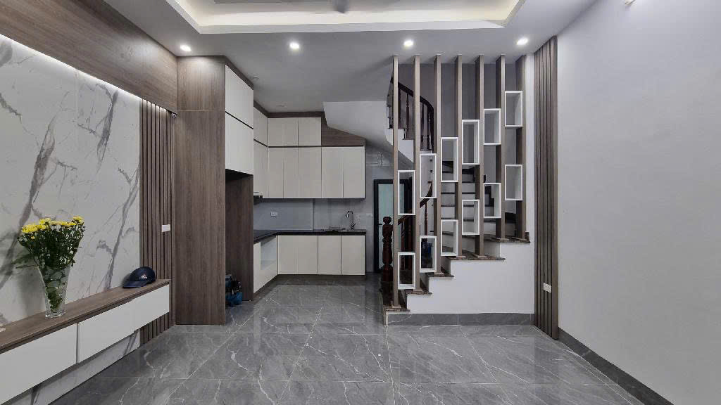 5 tầng – nội thất xịn – sân riêng 10m² –8.9 tỷ