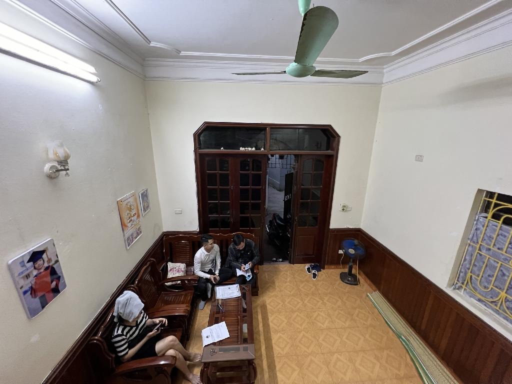 BÁN NHÀ LẠC LONG QUÂN 48M2 10 TỶ GẦN HỒ TÂY SÂN RỘNG