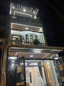 NHÀ ĐẸP TẶNG FULL NỘI THẤT NGUYỄN THỊ KIỂU